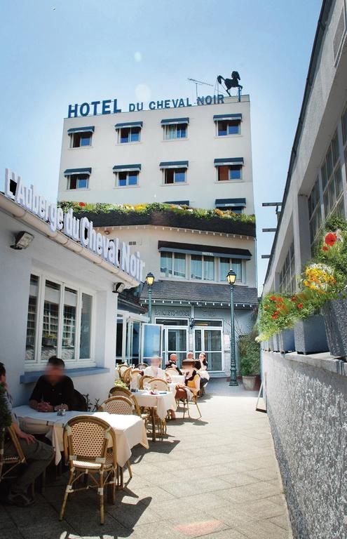 Le Cheval Noir Hôtel Paris Pantin Exterior foto